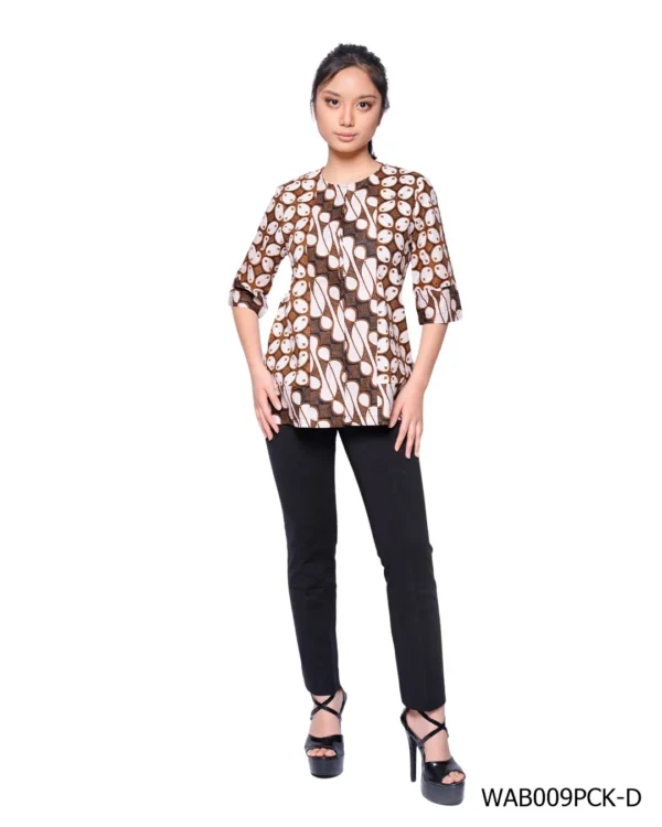 BATIK BLOUSE KATUN MOTIF BADAN KAWUNG KOMBINASI PARANG SOGAN PUTIH LIMITED MISSELLE - Image 2
