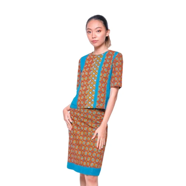 BATIK SET ROK & BLOUSE KATUN MOTIF KAWUNG HIJAU, ORANGE, MERAH, COKLAT LIMITED MISSELLE - Image 4